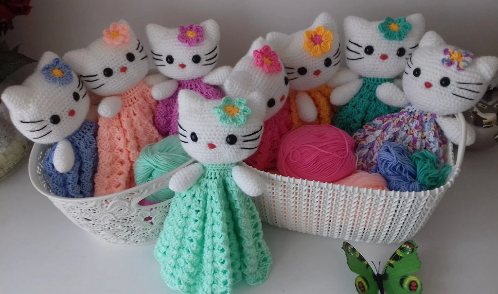 Crochet Pattern:Kitten Cuddly, Amigurumi Toy (PDF only)