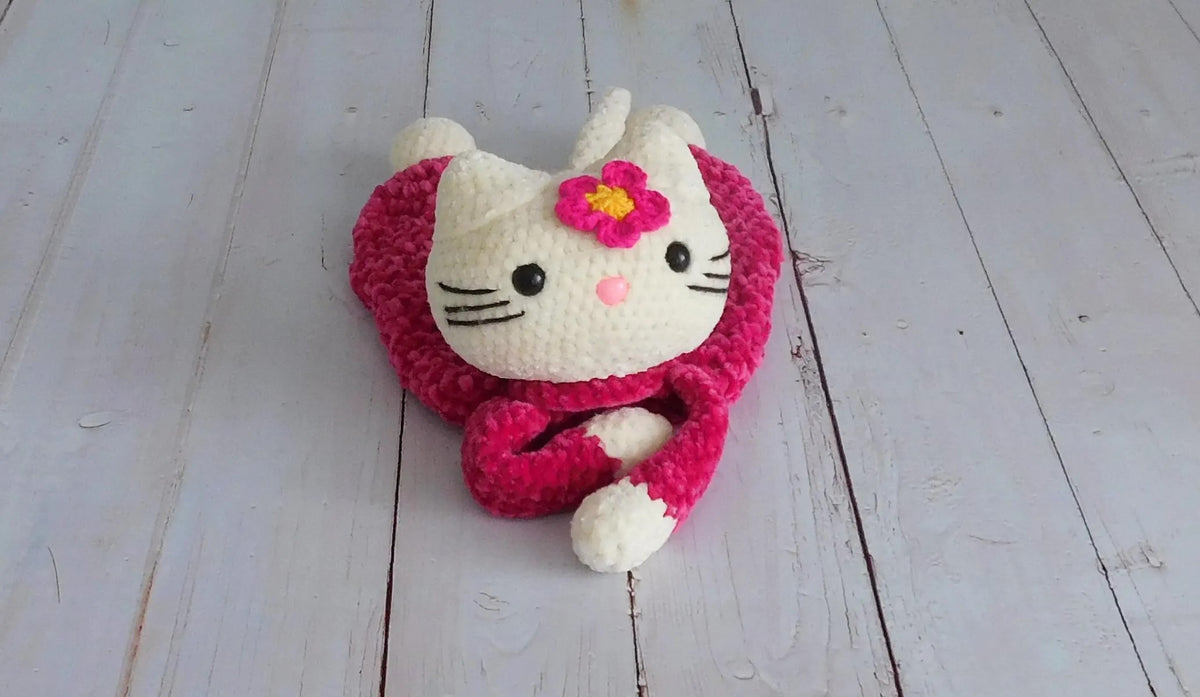Crochet Pattern:Kitty, Amigurumi Toy (PDF only)
